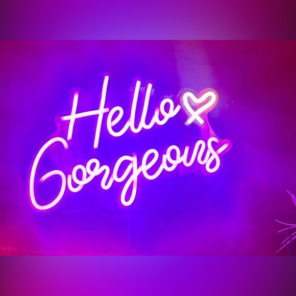 LIVE LISTING π¨π¨π¨π¨π¨π¨ - Picture 2 of 6